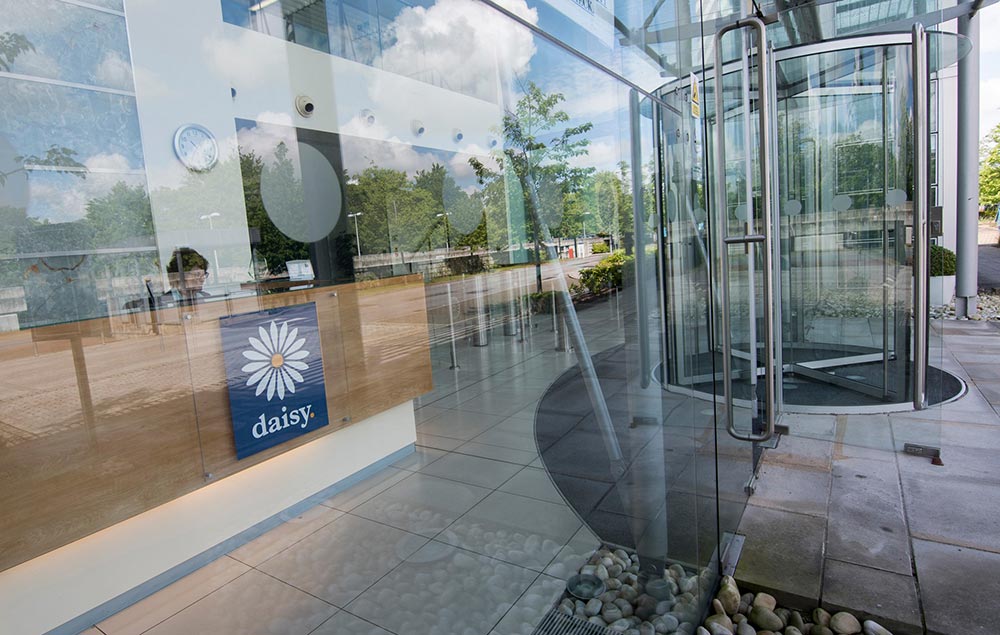picture of Daisy office and building