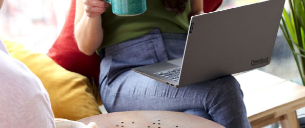 hybrid working environment image